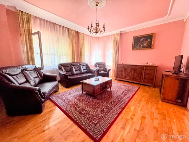 Kiadó ház Budapest III. kerület, Csillaghegy 120 nm