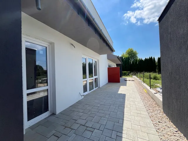 Eladó lakás Tiszaújváros, Kertváros 69 nm