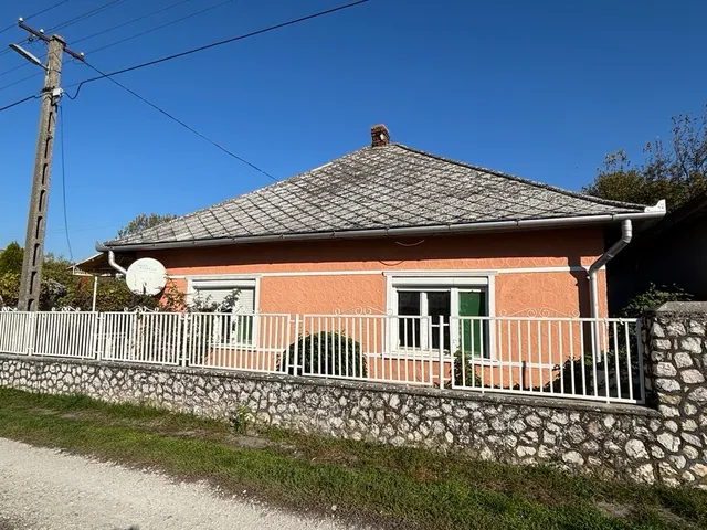 Eladó ház Kesznyéten 61 nm