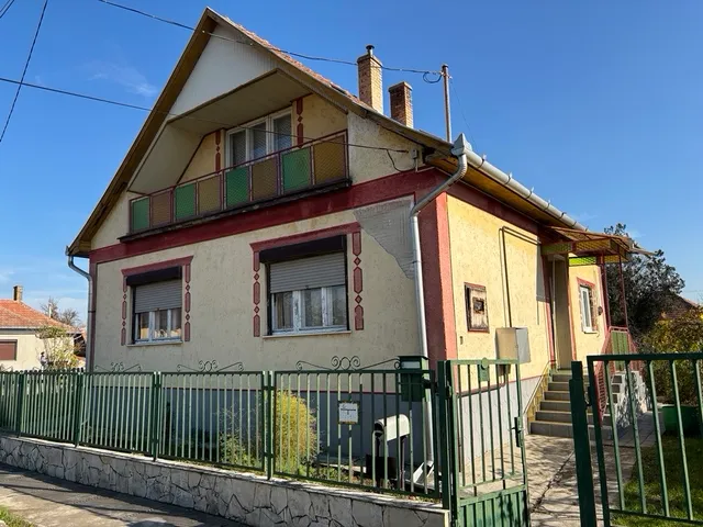 Eladó ház Polgár 90 nm