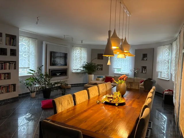 Eladó ház Tiszaújváros, Kertváros 181 nm