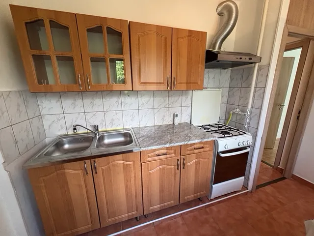 Kiadó lakás Tiszaújváros, Mátyás király út 55 nm