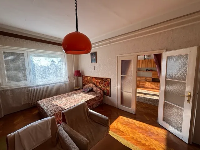 Eladó lakás Polgár, Barankovics tér 69 nm