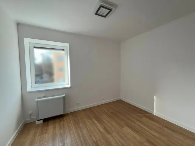 Kiadó lakás Tiszaújváros, Tisza út 64 nm