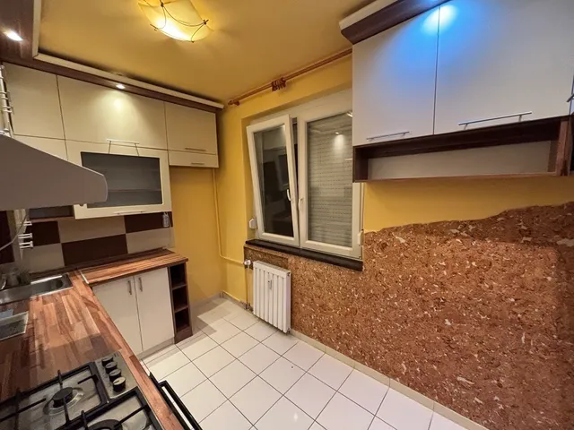 Kiadó lakás Tiszaújváros, Árpád út 55 nm