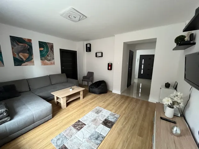 Kiadó lakás Tiszaújváros, Tisza út 64 nm