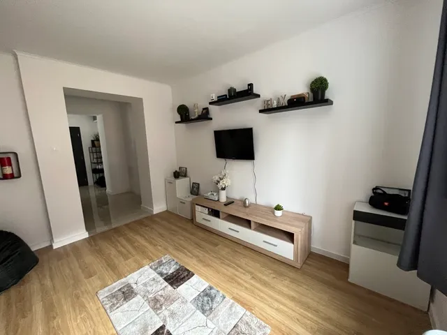 Kiadó lakás Tiszaújváros, Tisza út 64 nm