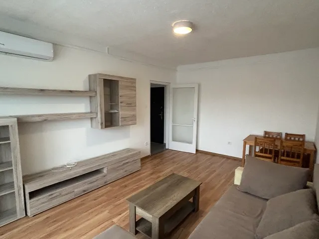 Kiadó lakás Tiszaújváros, Hajdú tér 37 nm