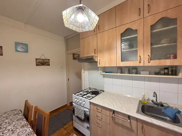 Kiadó lakás Tiszaújváros, Hajdú tér 36 nm