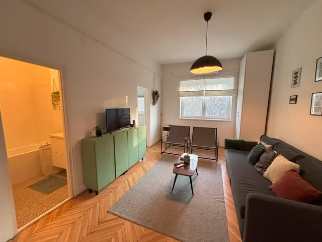 Kiadó lakás Tiszaújváros, Liszt Ferenc út 40 nm