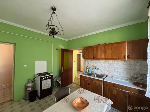 Eladó ház Tiszapalkonya 165 nm