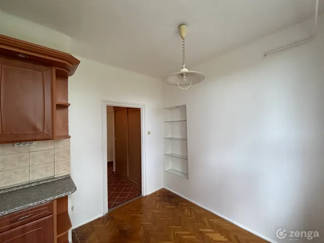 Kiadó lakás Tiszaújváros, Tisza út 40 nm
