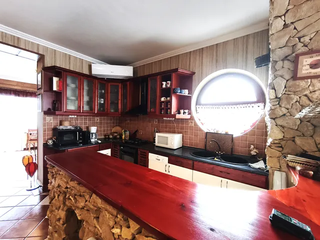 Eladó ház Pilisszentiván 275 nm