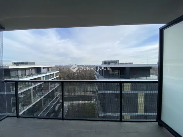Eladó lakás Budapest III. kerület 30 nm