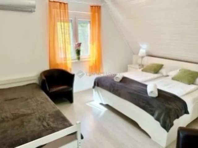 Eladó kereskedelmi és ipari ingatlan Zalakaros 1196 nm