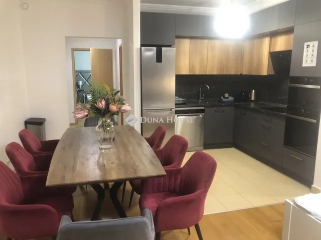 Eladó lakás Budapest VI. kerület 124 nm