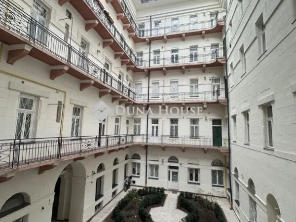 Eladó lakás Budapest V. kerület 96 nm