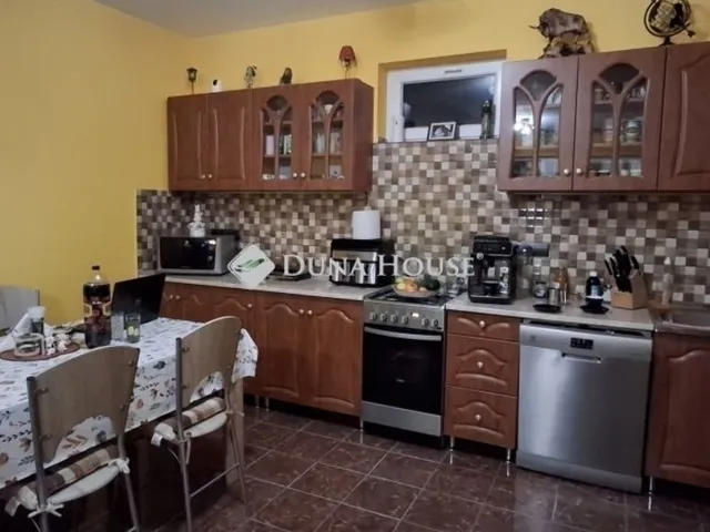Eladó ház Dunaharaszti 194 nm