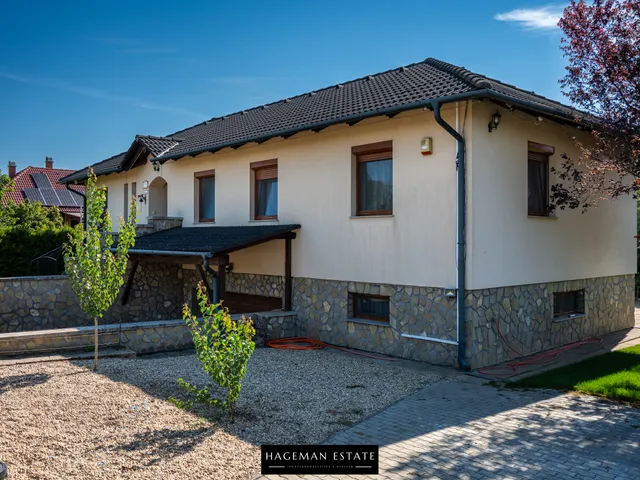 Eladó ház Polgárdi 307 nm