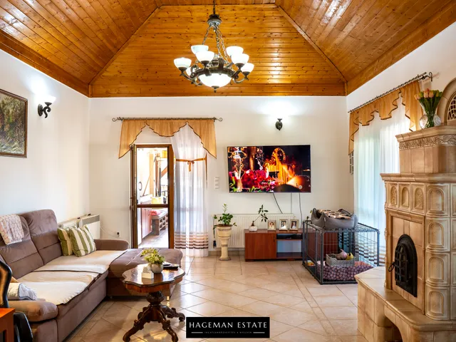 Eladó ház Polgárdi 307 nm