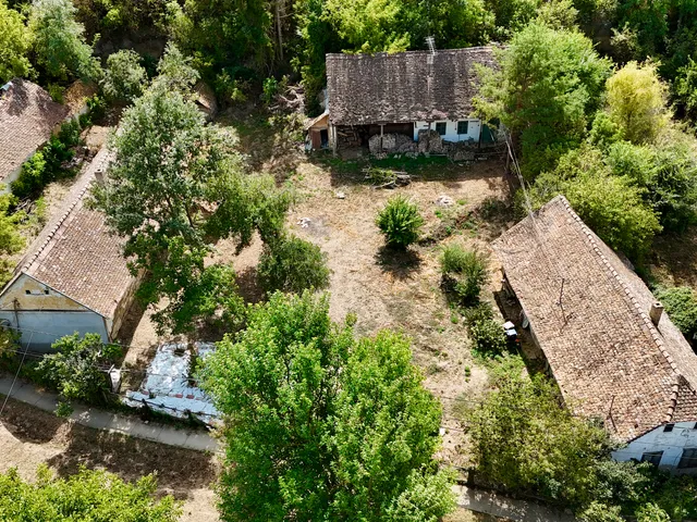Eladó ház Kalaznó, Fő 210 nm