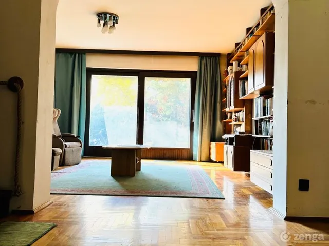 Eladó ház Budaörs, Budaörsi Kamaraerdő, Kamaraerdei út 27 182 nm