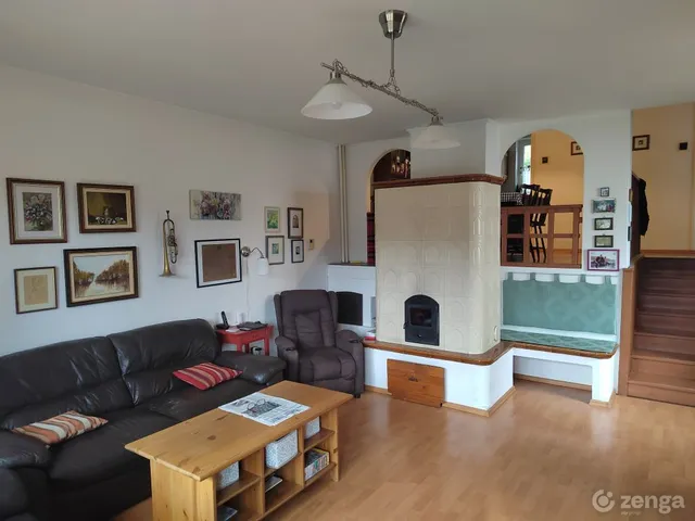 Eladó ház Dunaújváros 130 nm