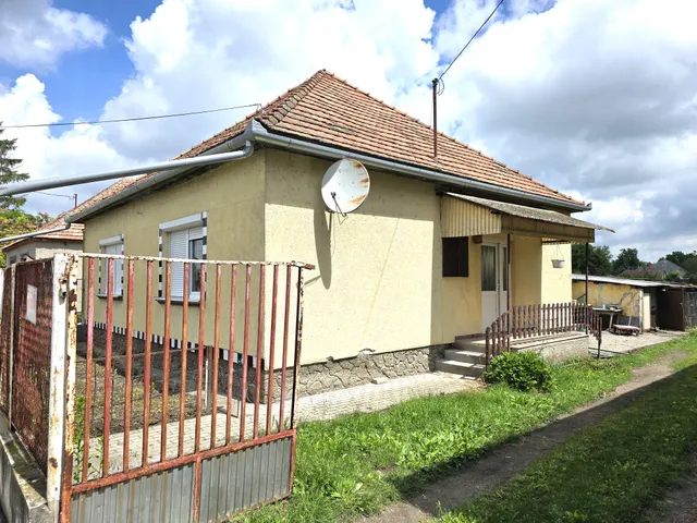 Eladó ház Újtelek 100 nm