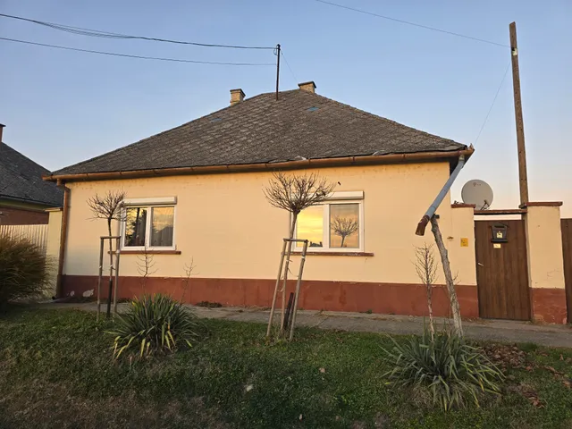 Eladó ház Miske 138 nm