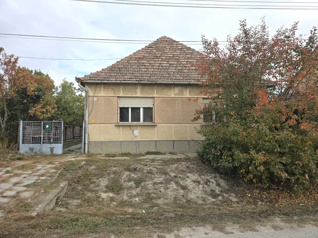 Eladó ház Uszód 153 nm