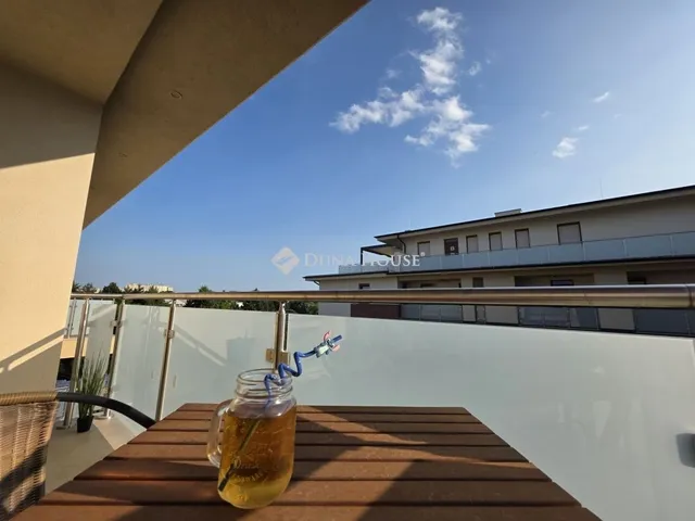 Eladó lakás Szombathely, Olad 66 nm