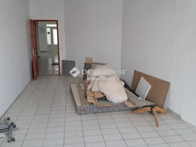 Eladó kereskedelmi és ipari ingatlan Szombathely 126 nm