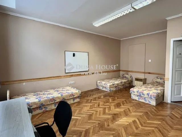 Eladó lakás Szombathely 136 nm