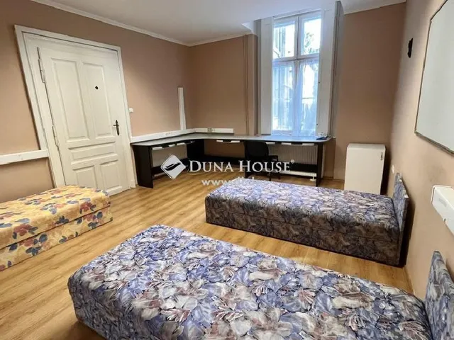 Eladó lakás Szombathely 136 nm