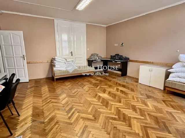 Eladó lakás Szombathely 136 nm