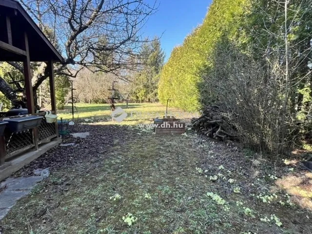 Eladó telek Szombathely 1085 nm
