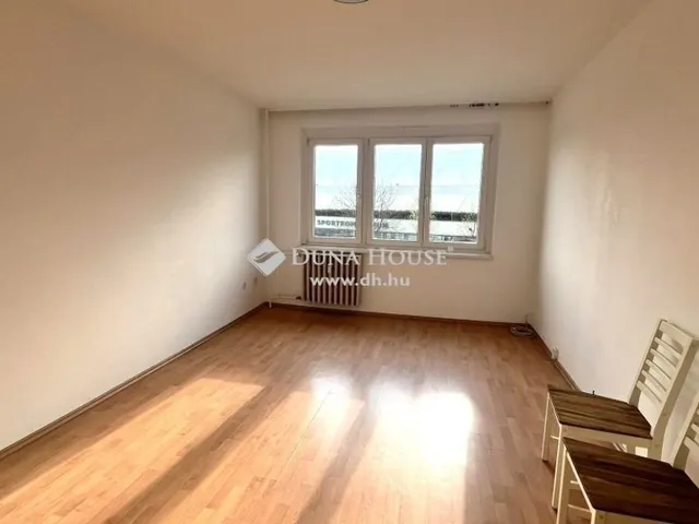 Eladó lakás Szombathely, Derkovits-lakótelep 48 nm