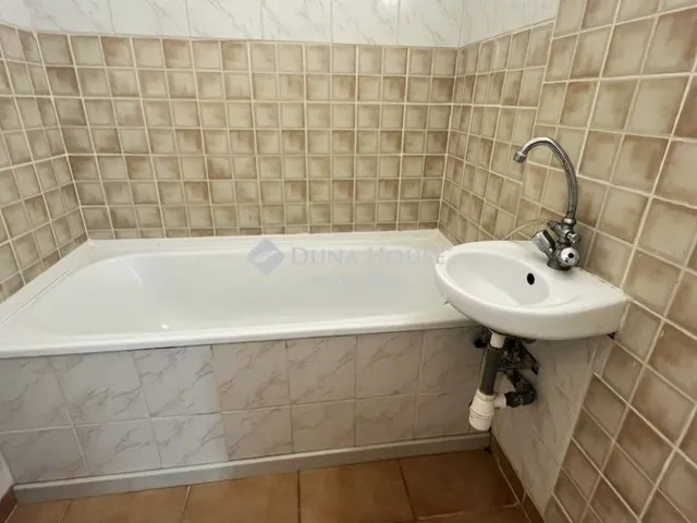 Eladó lakás Szombathely, Derkovits-lakótelep 48 nm