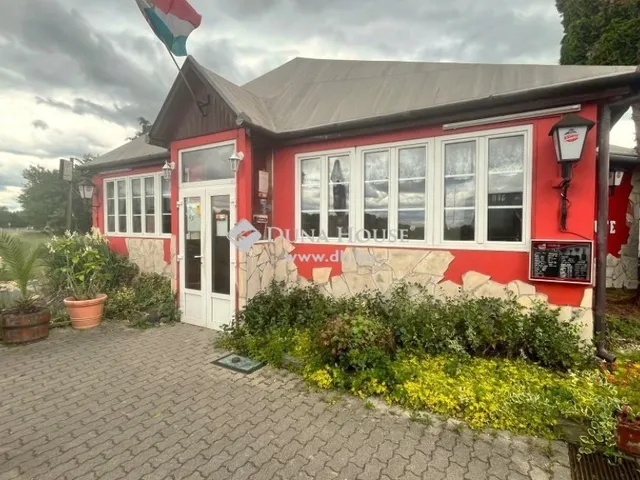 Eladó kereskedelmi és ipari ingatlan Egyházasrádóc 435 nm