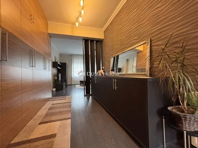 Eladó lakás Szombathely 143 nm