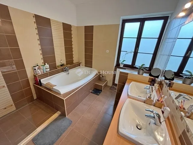 Eladó lakás Szombathely 143 nm