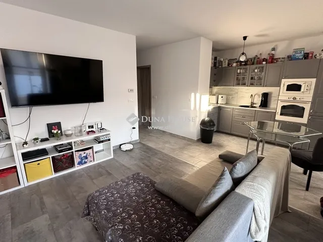 Eladó lakás Szombathely, Oladi lakótelep 66 nm