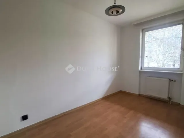 Eladó lakás Szombathely, Oladi lakótelep 69 nm