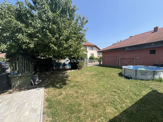 Eladó ház Sé 130 nm