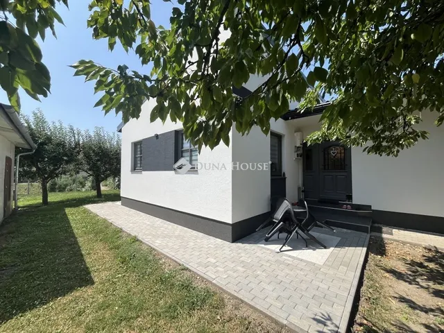 Eladó ház Sé 130 nm