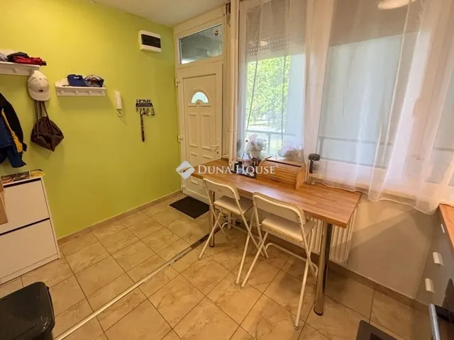 Eladó lakás Szombathely, Derkovits-lakótelep 66 nm