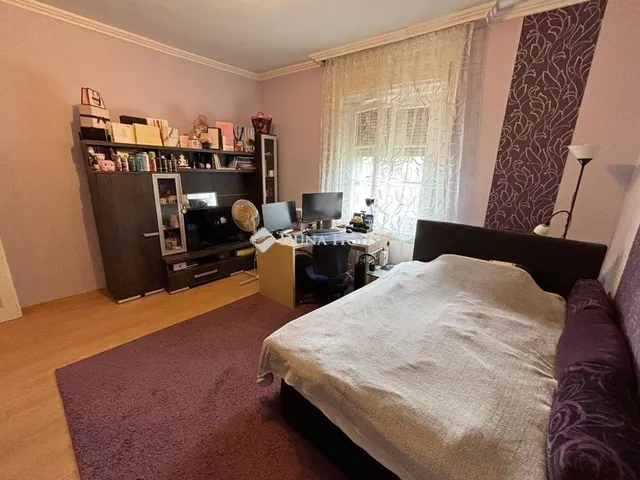 Eladó lakás Szombathely, Belváros 143 nm