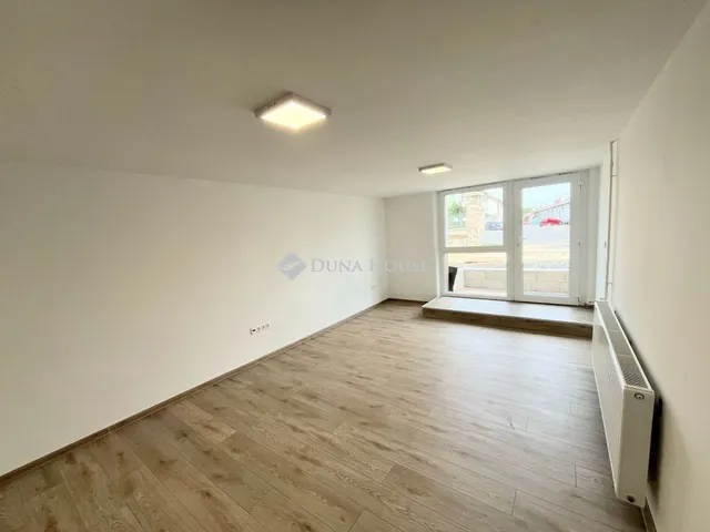 Kiadó kereskedelmi és ipari ingatlan Szombathely 20 nm