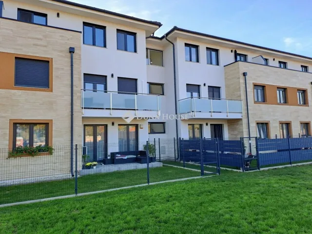 Eladó lakás Szombathely, Kámon 60 nm