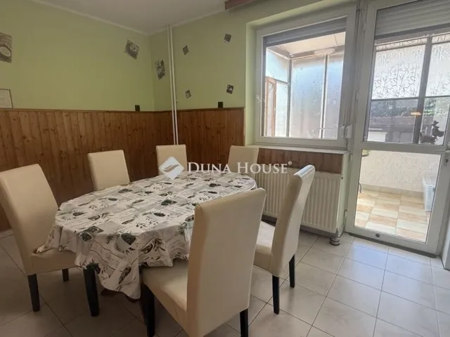 Eladó ház Bük 202 nm